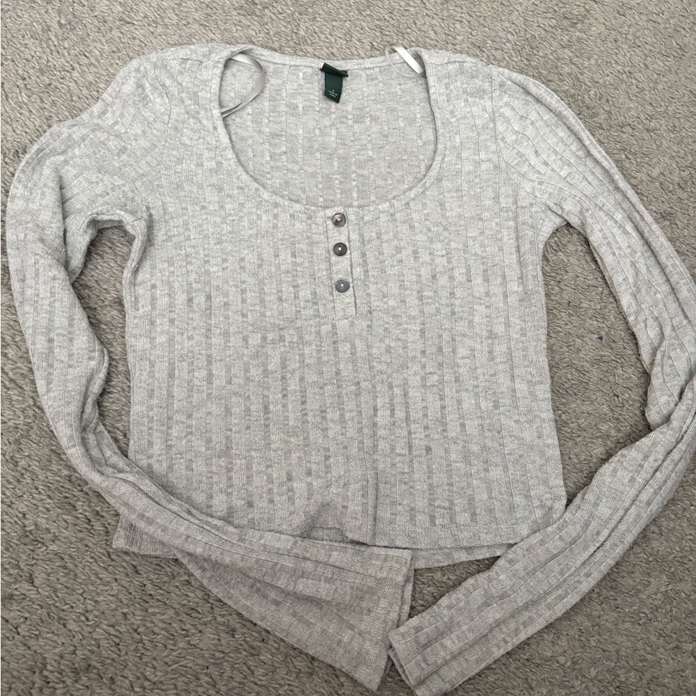 Wild Fable Light Gray Ribbed Button-Up Top